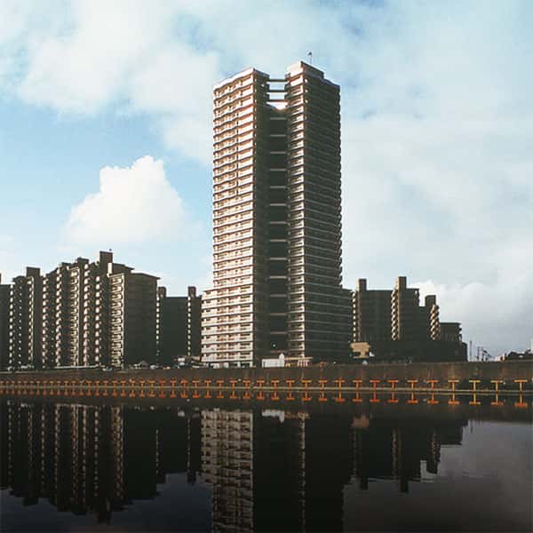 アクロシティタワーズ